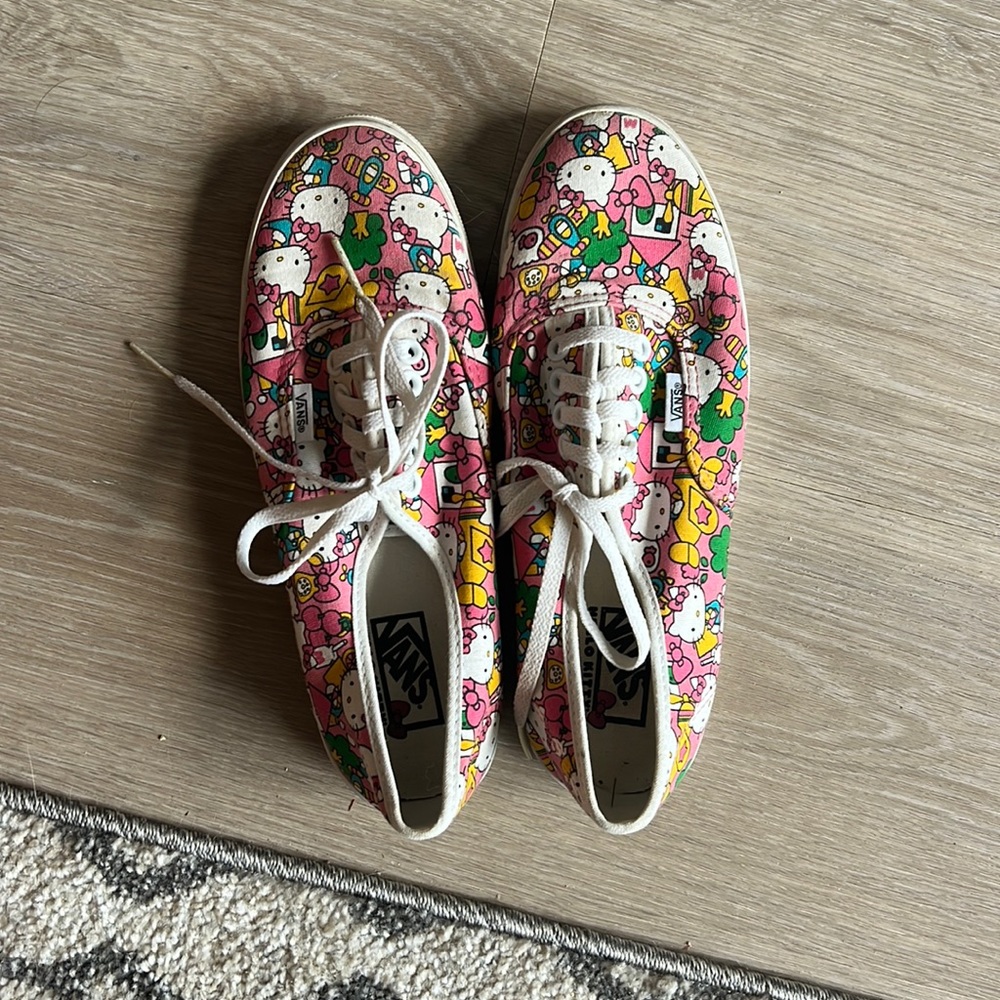 Hello Kitty Vans